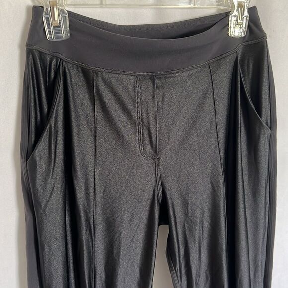 Lululemon Pants Size 4 Shiny Front Back Pocket Leggings - Picture 3 of 10